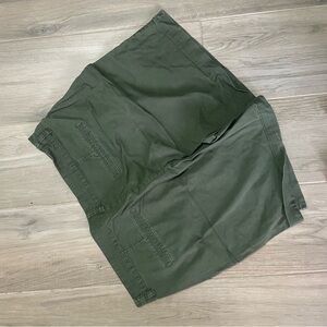 Old navy everyday shorts. 5” inseam